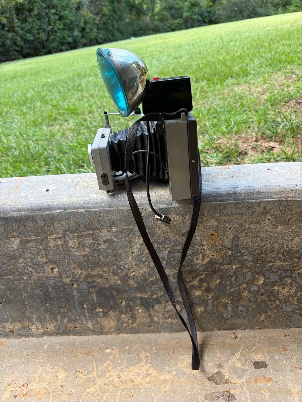 Vintage Polaroid Land Camera Model 330 in Black with Blue Flash Dome